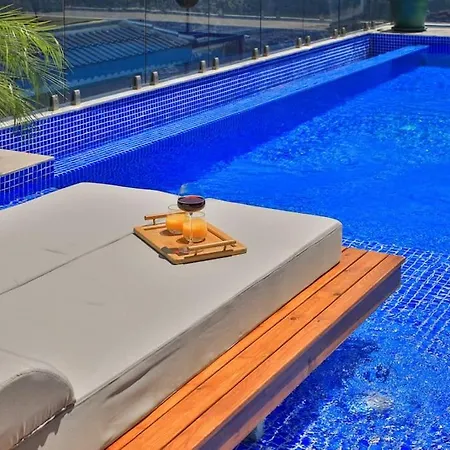 Villa 2 Bedrooms, 2 Beds, 2 Baths With Stunning Sea Views, Your Perfect Booking Escape